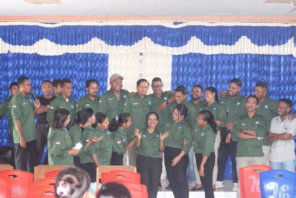 Acara Pelepasan Ibu Jeni Ruron untuk melanjutkan Pendidikan